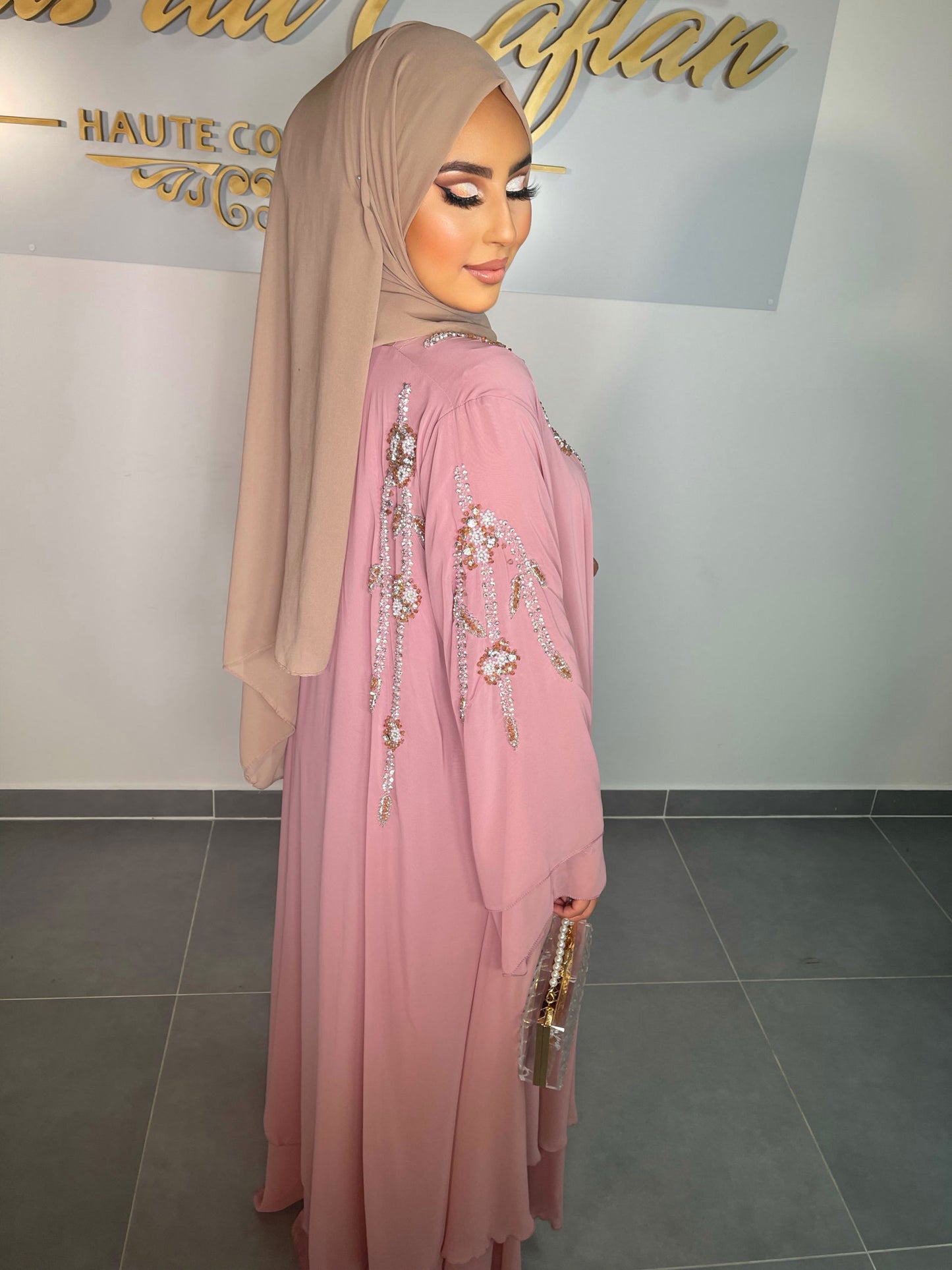 ABAYA AL FOUNOUNE
